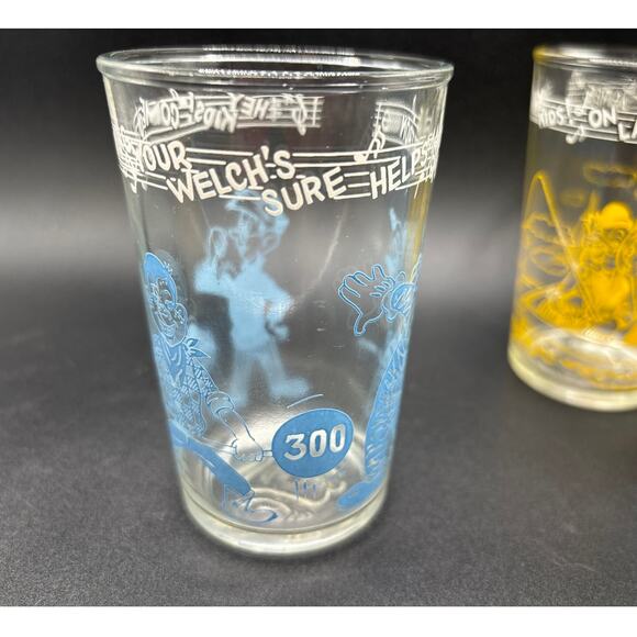 1950s Howdy Doody Parade Welch's Jelly Drinking Glasses Set of 3 Embossed Bottom - Picture 3 of 10